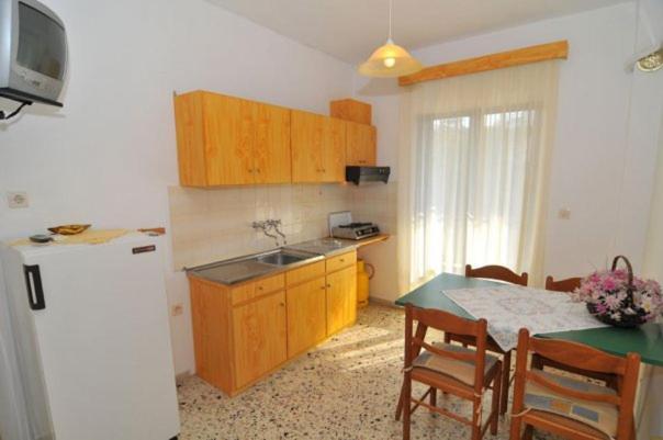 Eva Apartments يميناريا المظهر الخارجي الصورة